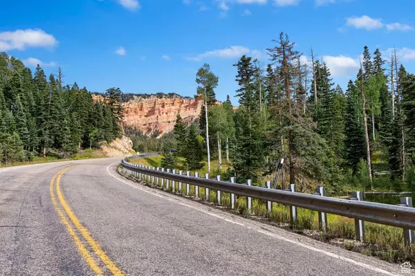 910 E APPALOOSA DR #56, Duck Creek Village, UT 84762