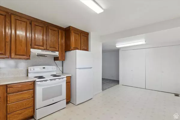 155 RONALD, Layton, UT 84041