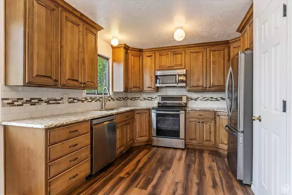 4855 S 3925 W, Roy, UT 84067