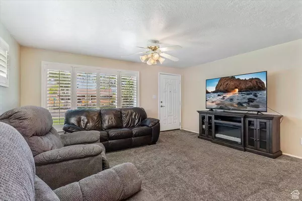 3391 LYNNBROOK DR, Magna, UT 84044