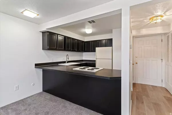 1298 LORL LN #6, Ogden, UT 84404