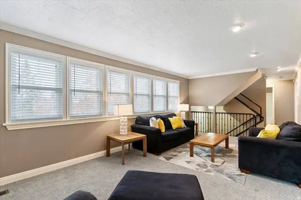 1512 CHERRY BLOSSOM DR, Farmington, UT 84025