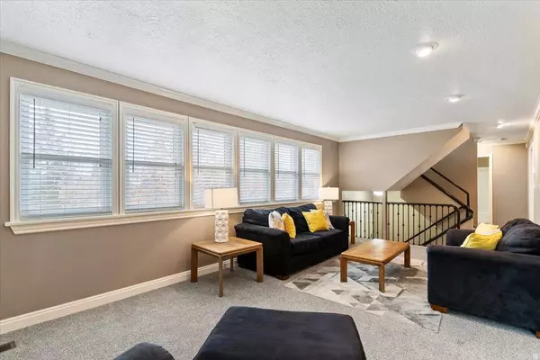 1512 CHERRY BLOSSOM DR, Farmington, UT 84025