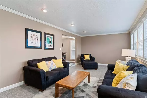 1512 CHERRY BLOSSOM DR, Farmington, UT 84025