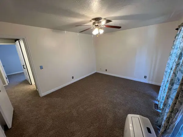 861 E 575 N, Layton, UT 84041