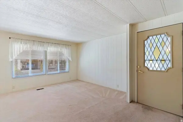 3800 S 1900 W, Roy, UT 84067