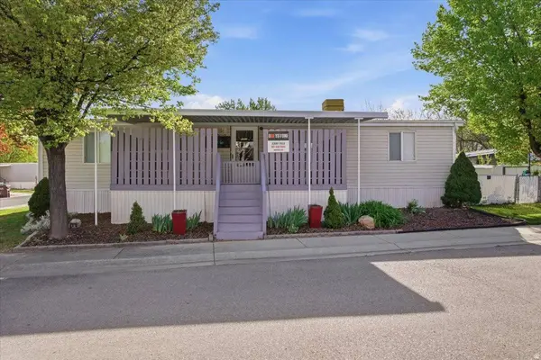 244 E CRESCENT PKWY S #206, Sandy, UT 84070