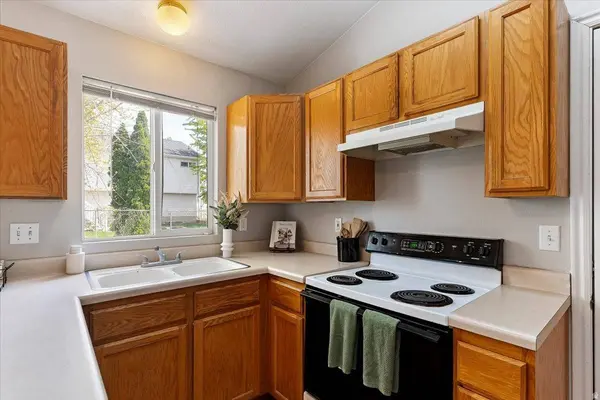 71 S 1700 W, West Point, UT 84015