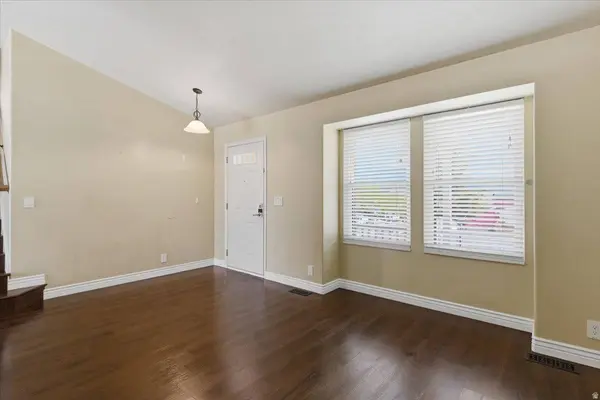 1109 E 3350 N, Layton, UT 84040