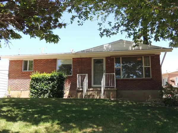 380 E 300 N, Clearfield, UT 84015