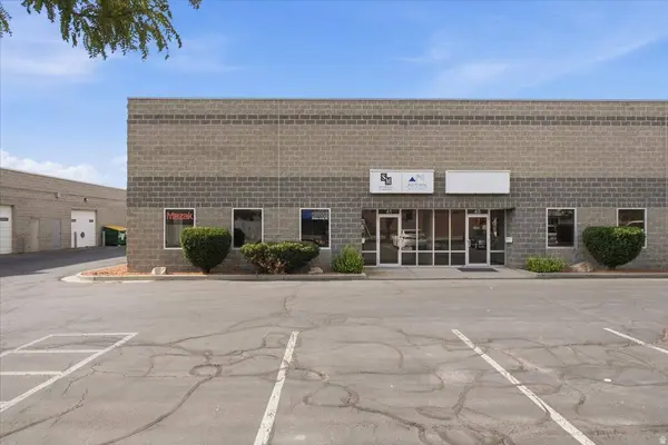 41 W GUEST AVE