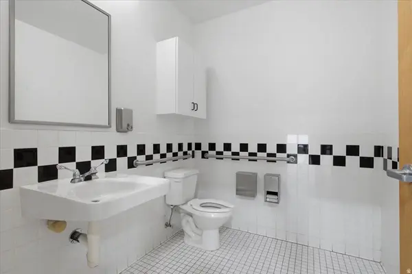 41 W GUEST AVE, South Salt Lake, UT 84115