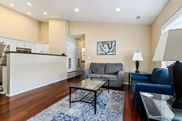 325 W 700 N #9, Salt Lake City, UT 84103