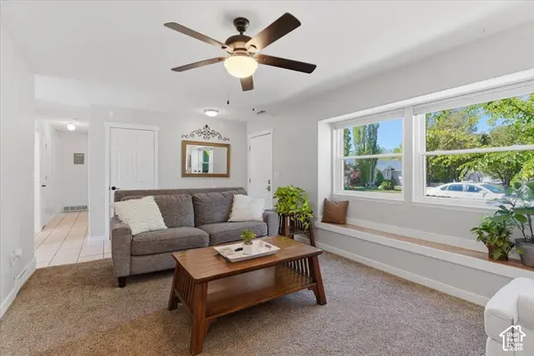 1297 S 925 W, Woods Cross, UT 84087