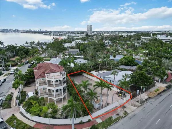 236 N BLVD OF THE PRESIDENTS, Sarasota, FL 34236