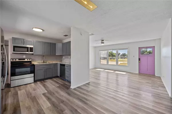 6319 LAFAYETTE RD, Bradenton, FL 34207