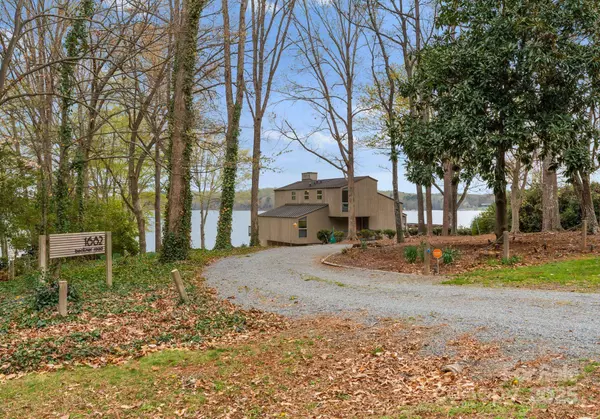 1682 Beckner RD, Lexington, NC 27292