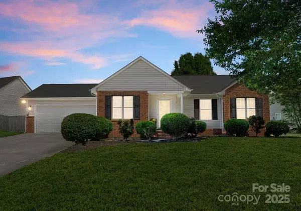 1517 Battle LN, Monroe, NC 28110