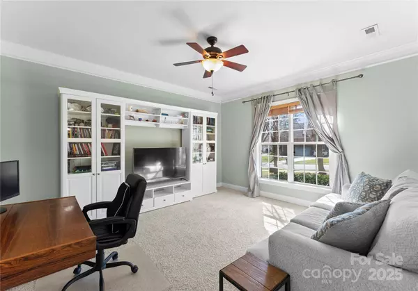 2004 Crismark DR, Indian Trail, NC 28079