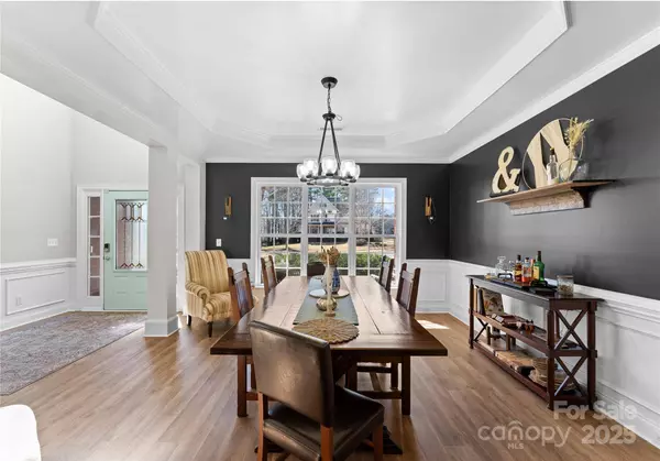 2004 Crismark DR, Indian Trail, NC 28079