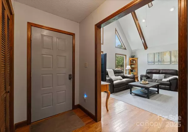 5008 Edith Oak LN, Wingate, NC 28174