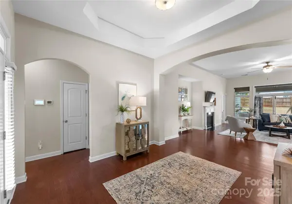 11624 Dunham DR, Matthews, NC 28105