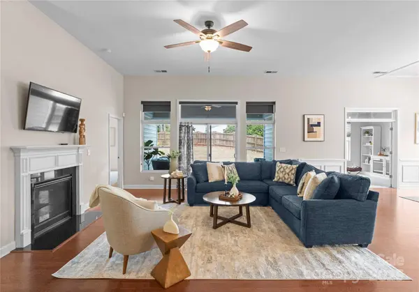 11624 Dunham DR, Matthews, NC 28105