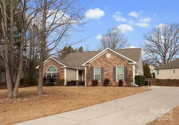 11624 Dunham DR, Matthews, NC 28105