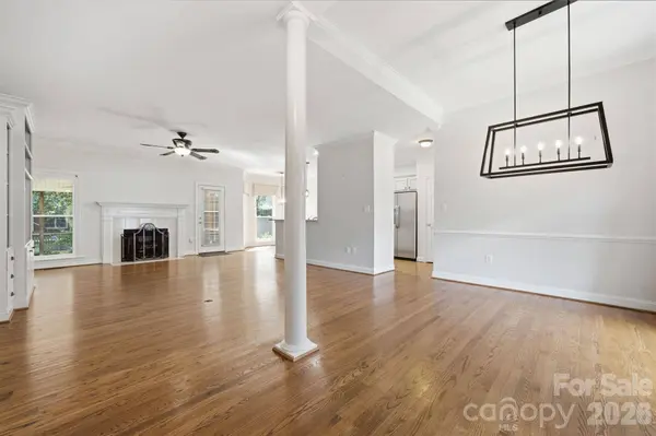 1423 Porch Swing LN, Matthews, NC 28104