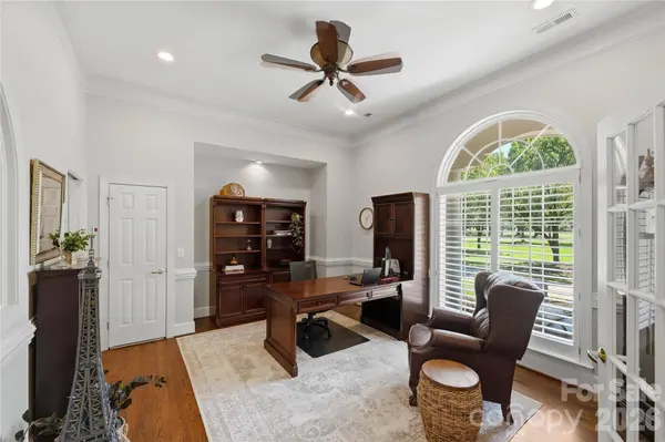 459 Valley Run DR, Waxhaw, NC 28173