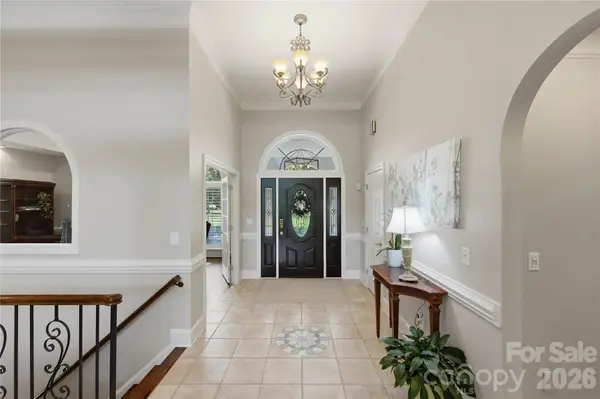 459 Valley Run DR, Waxhaw, NC 28173