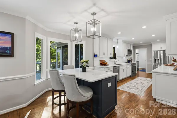 1249 Ashley Creek DR, Matthews, NC 28105