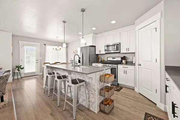 4856 W PILLAR DR, Riverton, UT 84096