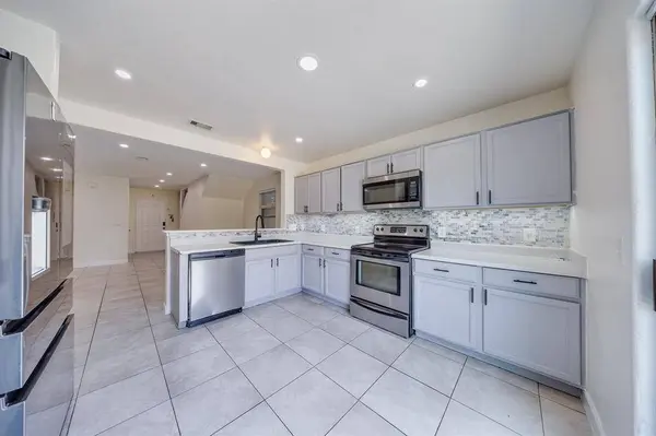 19314 Cactus Thorn DR, Cypress, TX 77433