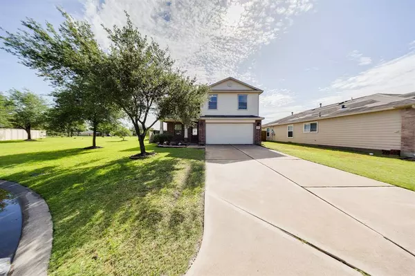 8106 Sweetstone Bluff LN, Cypress, TX 77433