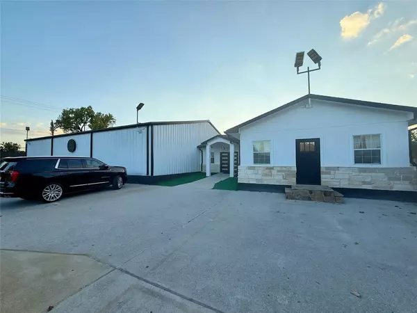 1831 Hartwick RD, Houston, TX 77093