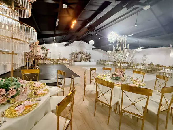 1831 Hartwick RD, Houston, TX 77093