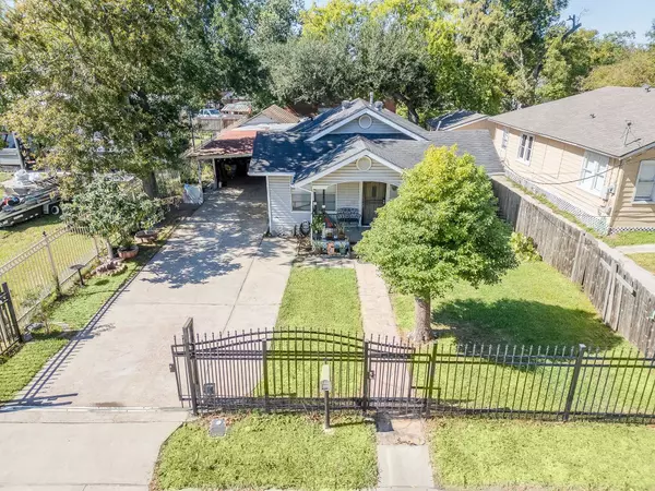 420 Spooner ST, Pasadena, TX 77506