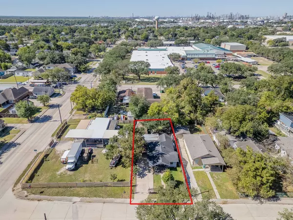 420 Spooner ST, Pasadena, TX 77506