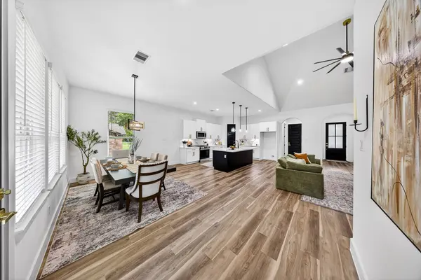 315 Autumn Oak ST, New Caney, TX 77357