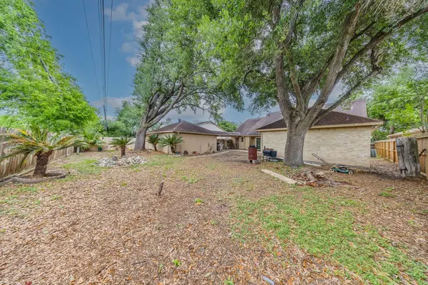 11122 Braes Forest DR, Houston, TX 77071