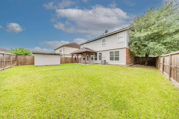 19534 Remington Cross DR, Houston, TX 77073