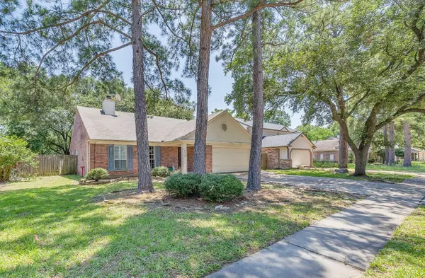 9319 Bayou Bluff DR, Spring, TX 77379