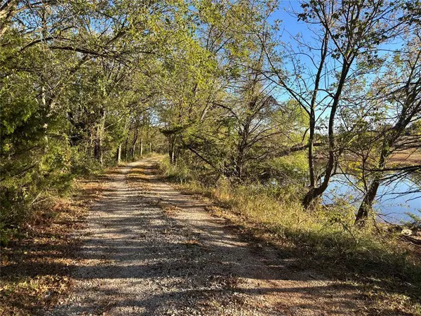 5601 E Etowah RD, Noble, OK 73068