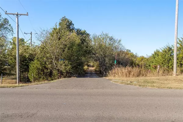 5601 E Etowah RD, Noble, OK 73068