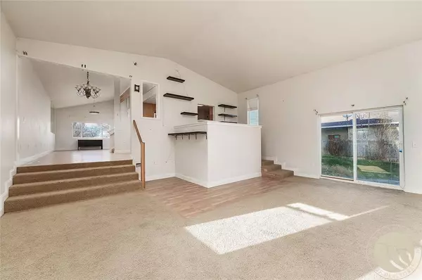 745 Thicket LN, Billings, MT 59101