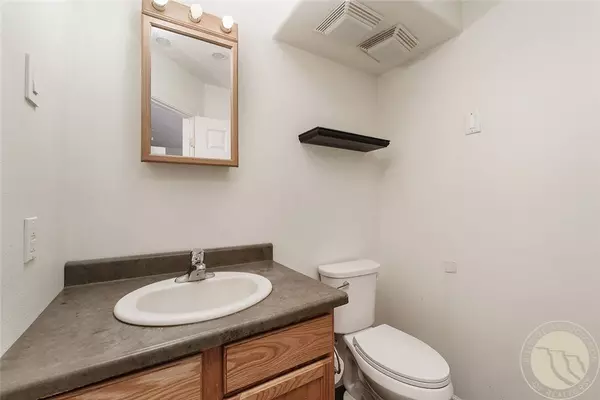 745 Thicket LN, Billings, MT 59101