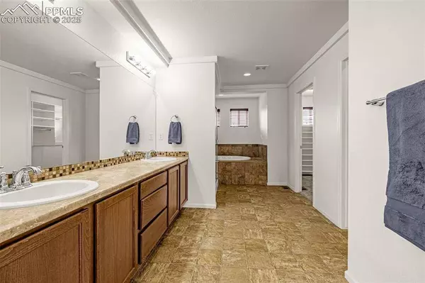 20109 Randolph PL, Denver, CO 80249