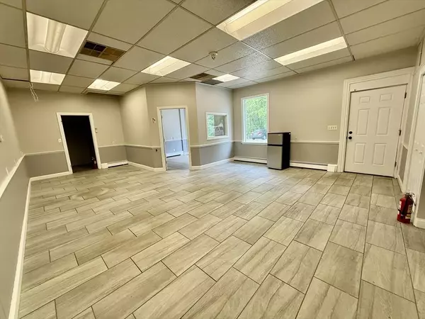 112 Haverhill St #B+C, North Reading, MA 01864