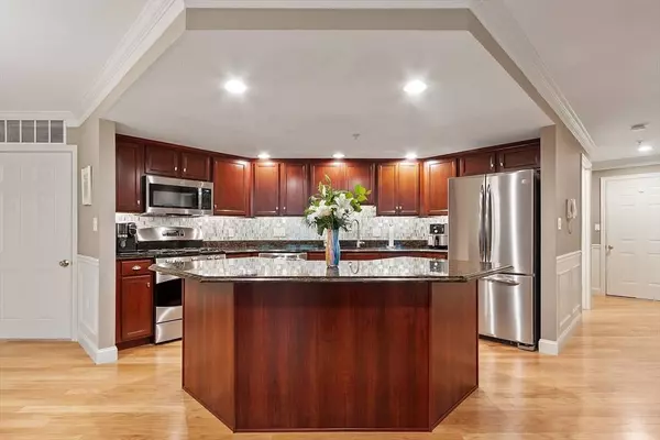 4 Sterling Hill Lane #424, Exeter, NH 03833